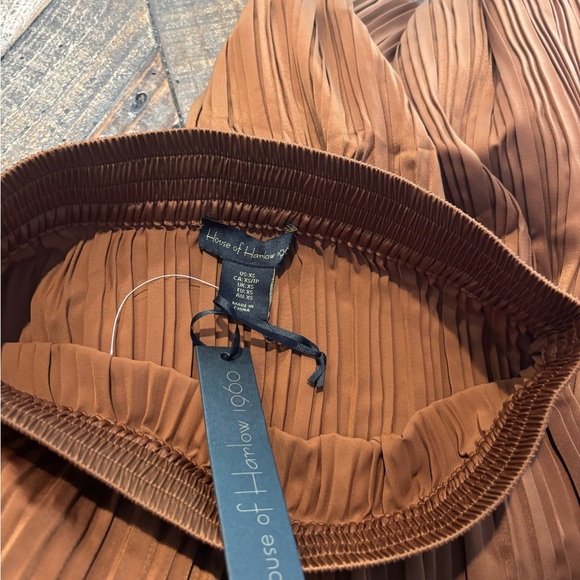 House of Harlow 1960 NWT Rust Maxi Skirt in size XS - Picture 8 of 12